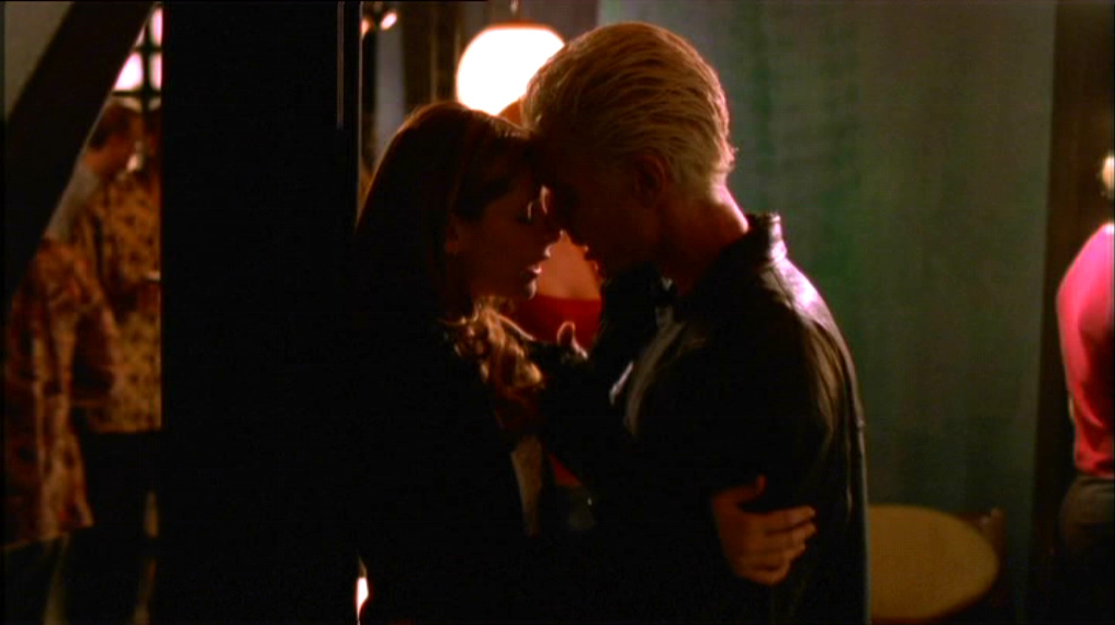Buffy the Vampire Slayer - Spike/Buffy/PDVD 0506.